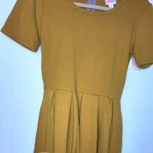 Gently used Mustard Amelia